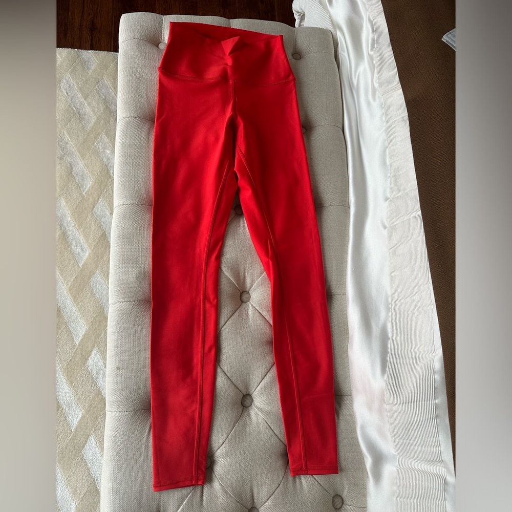 Alo yoga pants